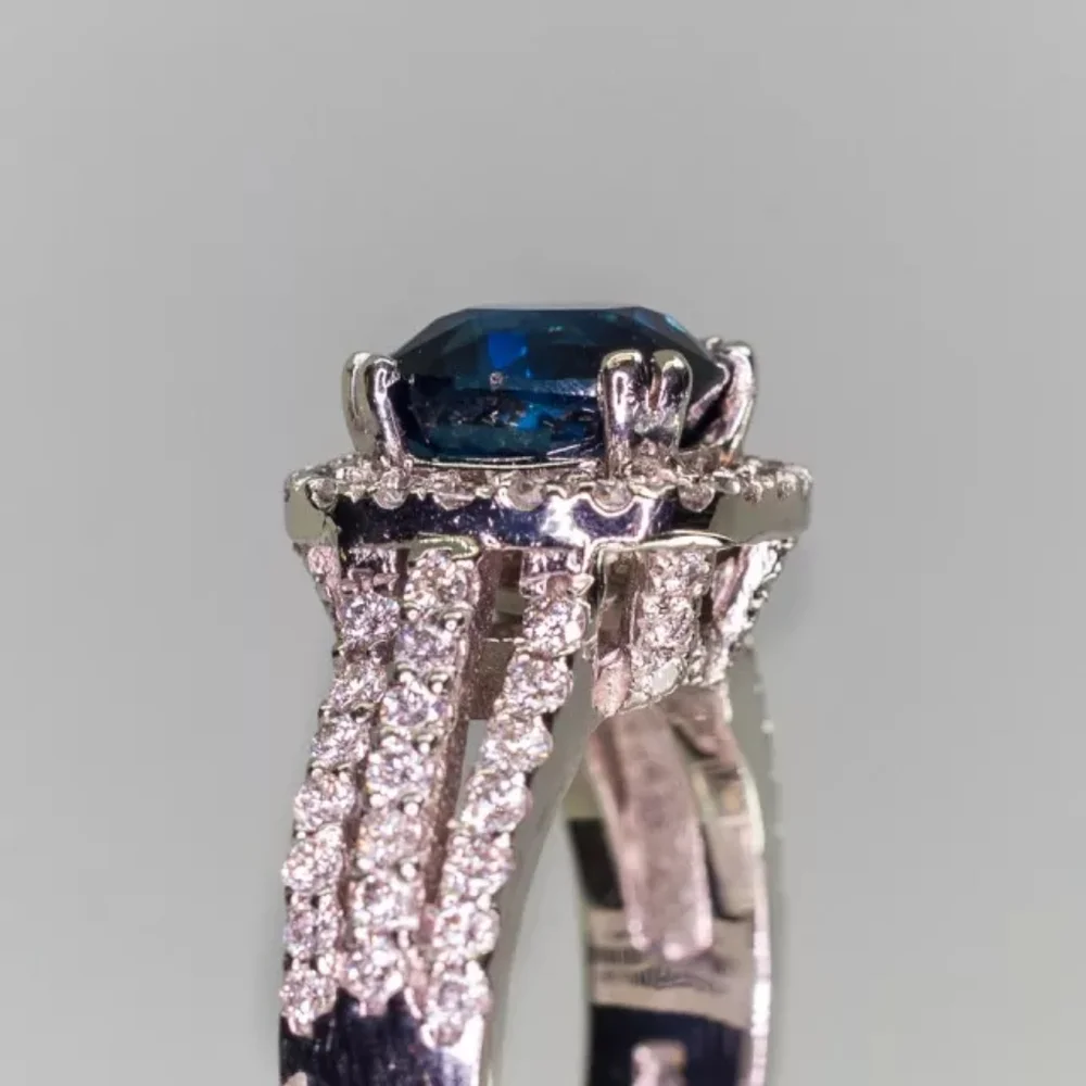 New 925 Silver Big Oval Zircon Ring